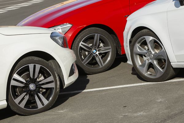 Comparativa: Audi A3 Sportback 2.0 TDi vs BMW 118d y Mercedes A 200 CDI BE