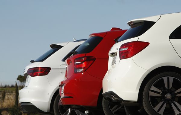 Comparativa: Audi A3 Sportback 2.0 TDi vs BMW 118d y Mercedes A 200 CDI BE