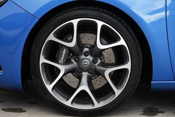 Prueba: Opel Astra GTC, adrenalítico