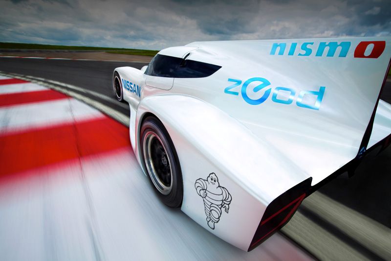 Nissan ZEOD RC, rayos y truenos eléctricos