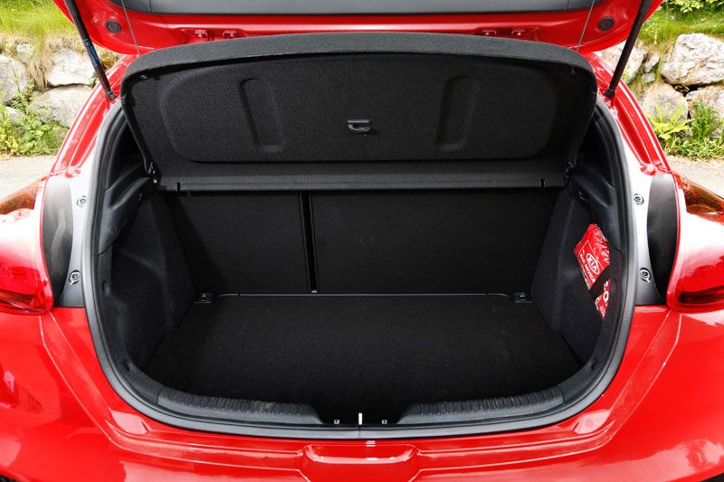 Contacto: Kia Pro_Cee´d GT, alternativa GTI