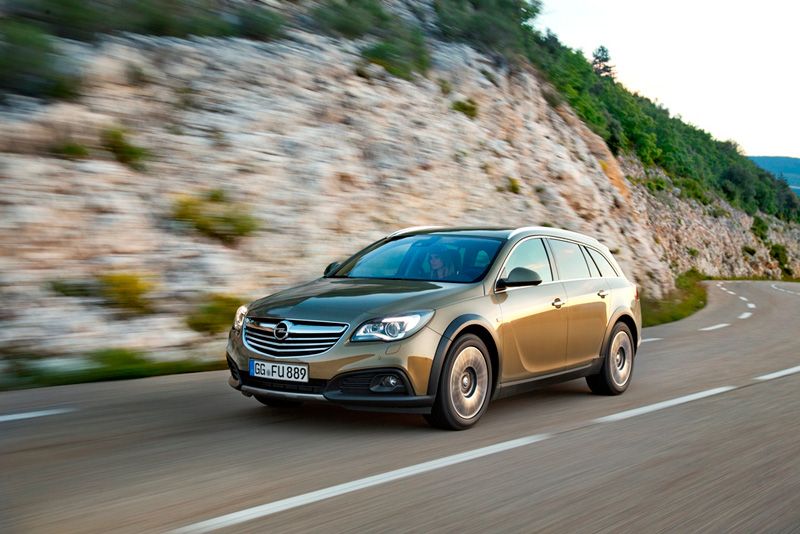 Opel Insignia Country Tourer, familiar campero