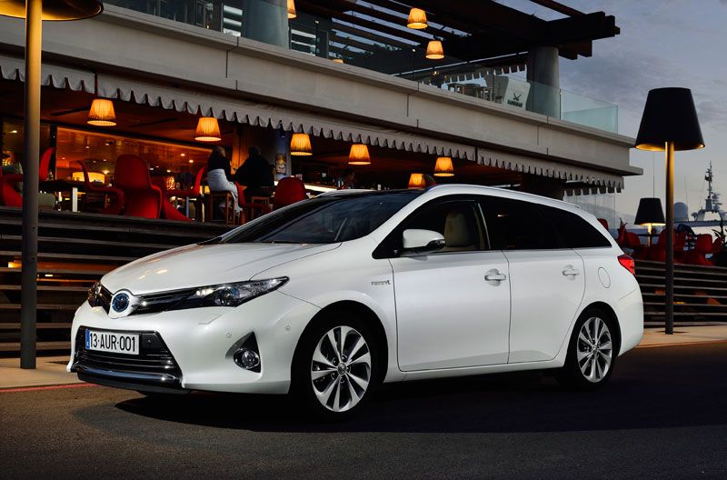 Toyota Auris Touring Sports Hybrid