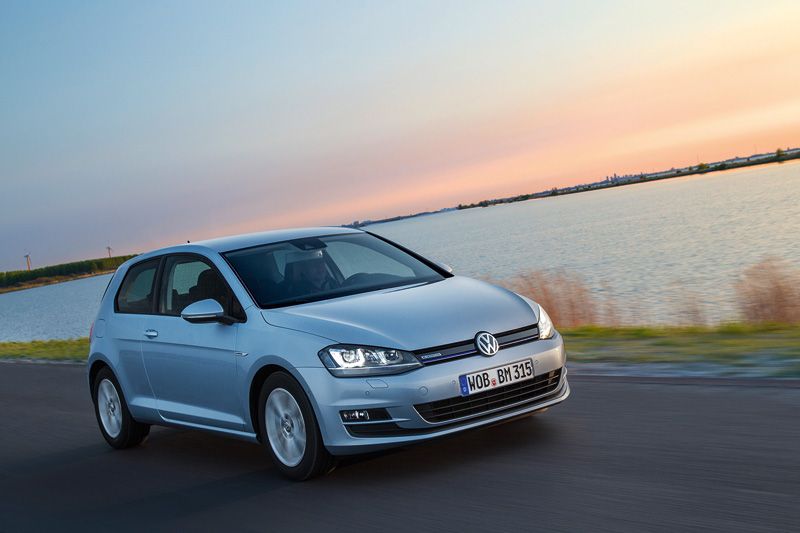 Contacto VW Golf TDI BlueMotion, súper ahorro