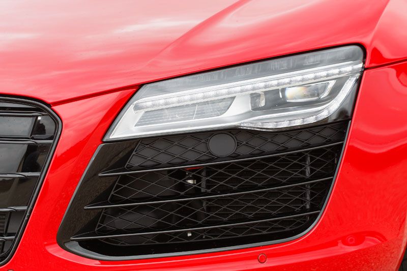 Prueba: Audi R8 V10, Ferrari con aros