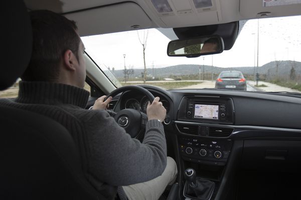 Comparativa: Mazda 6 2.2 Skyactive-D vs Opel Insignia 2.0 CDTi Ecoflex y Volkswagen Passat 2.0 TDI BMT