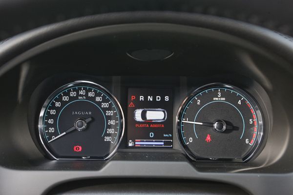 Prueba: Jaguar XF Sportbrake 2.2D