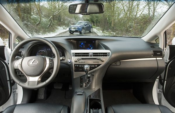 Comparativa: Lexus RX450h vs Infiniti FX 3.0D, SUVs de diseño