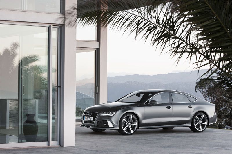 Contacto: Audi RS7, sígueme... si puedes