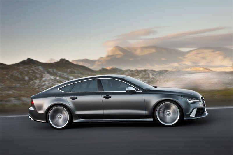Contacto: Audi RS7, sígueme... si puedes