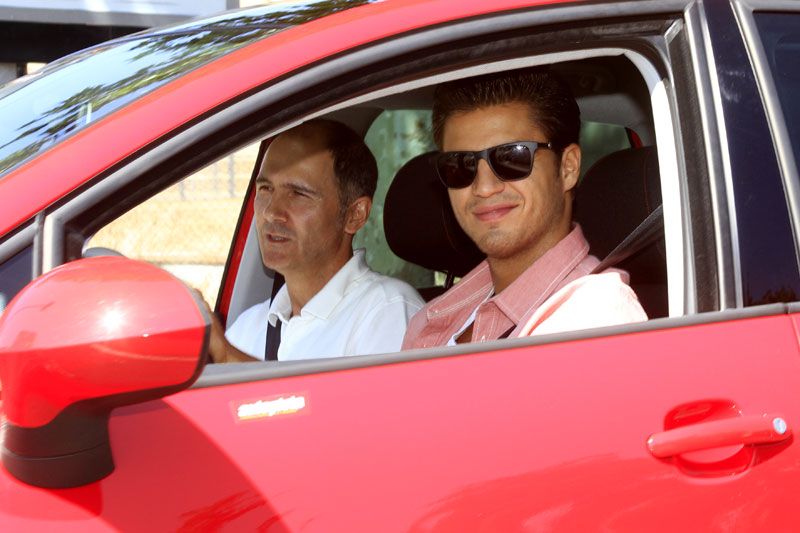 Maxi Iglesias y Santi Millán en el Reto AUTOPISTA