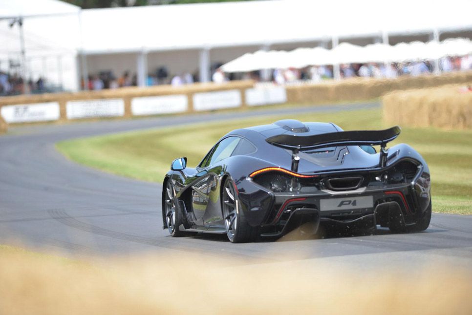 Button conduce un McLaren P1 en Goodwood