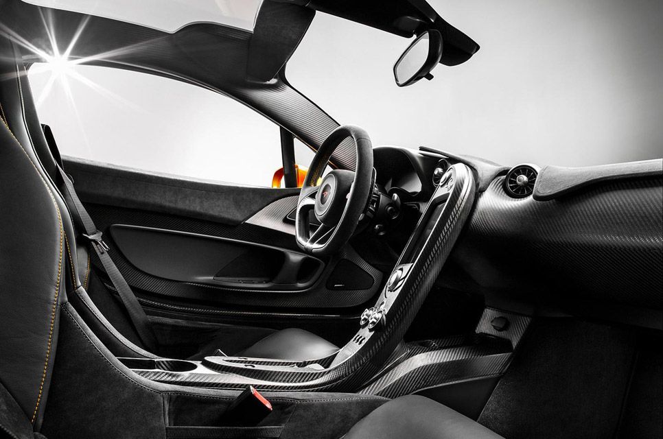 Button conduce un McLaren P1 en Goodwood