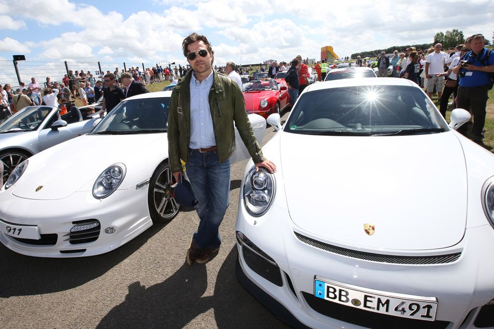Concentración de Porsche 911 en Silverstone