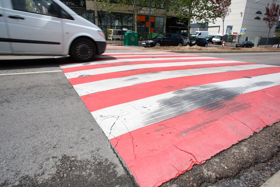 Los badenes y los reductores de velocidad, a examen