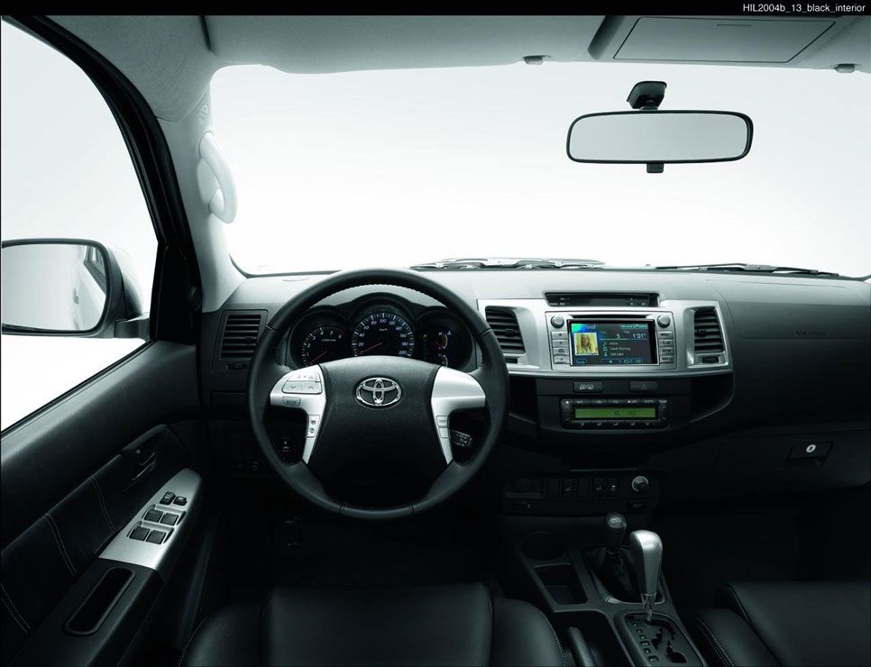 Toyota Hilux Invincible