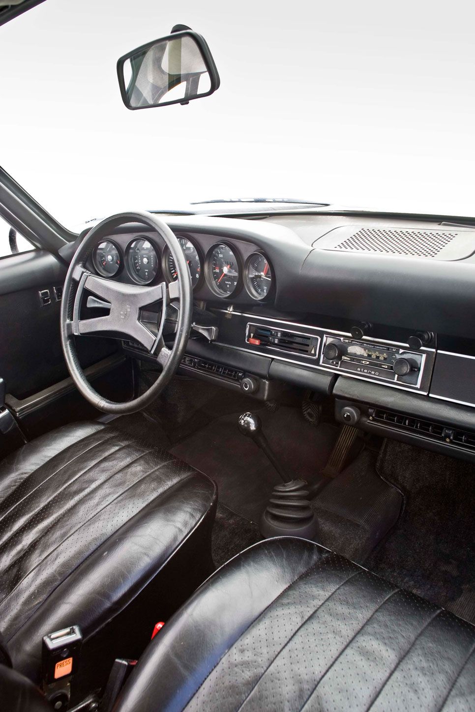 Porsche 911 Carrera RS 2.7 (1973): del circuito a la calle