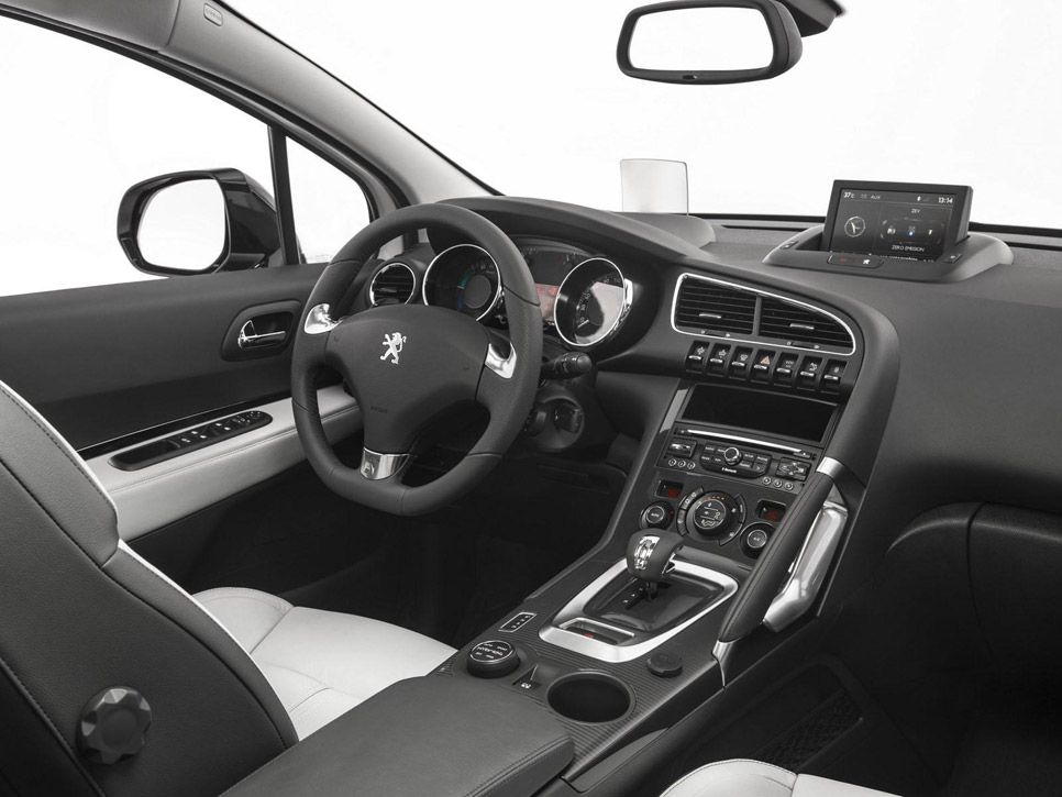 Nuevos Peugeot 3008 y 3008 Hybrid4