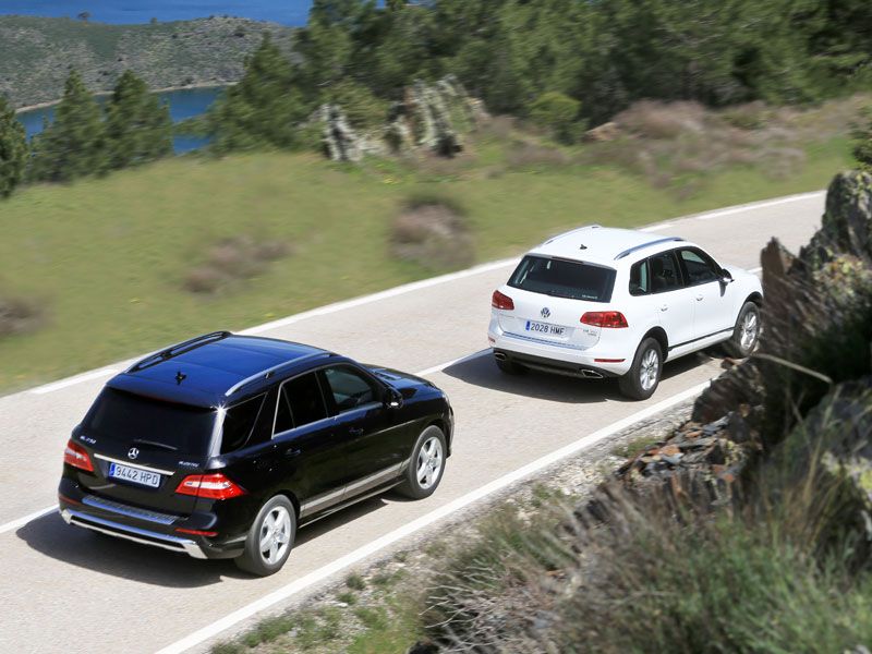 VW Touareg 3.0 V6 TDI Bluemotion Tiptronic vs Mercedes M250 BT 204 4Matic 5p 7G-Tronic