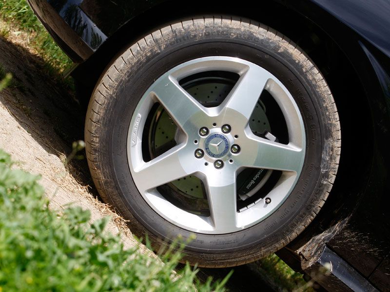 VW Touareg 3.0 V6 TDI Bluemotion Tiptronic vs Mercedes M250 BT 204 4Matic 5p 7G-Tronic