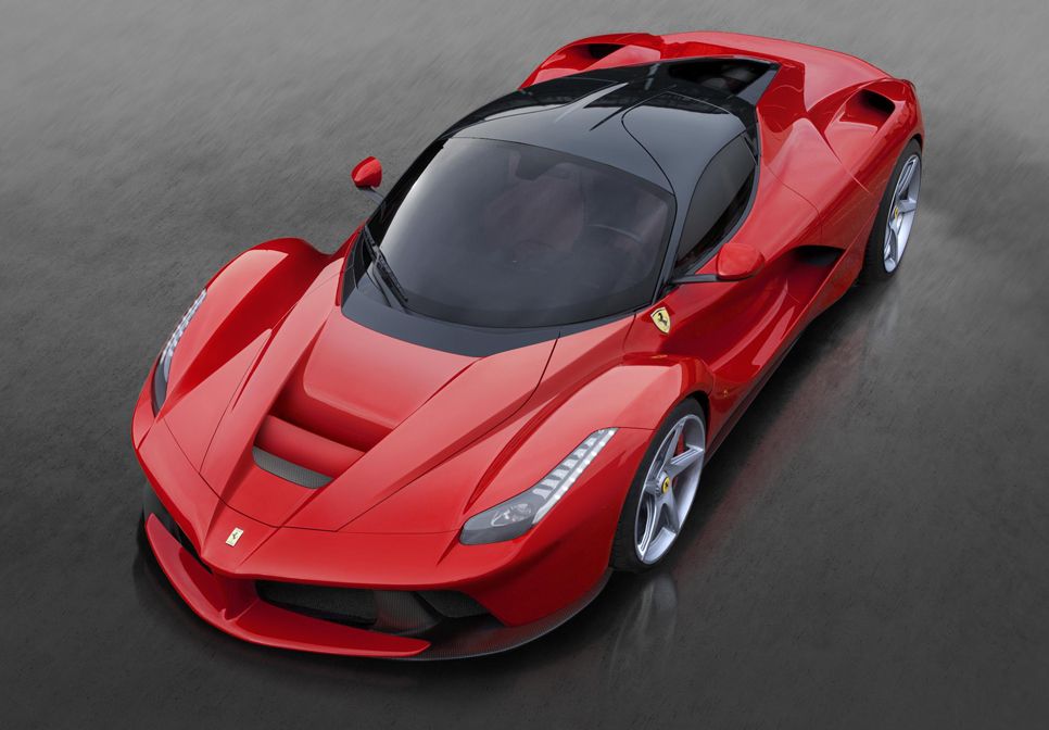 Cristiano Ronaldo se comprar un Ferrari LaFerrari