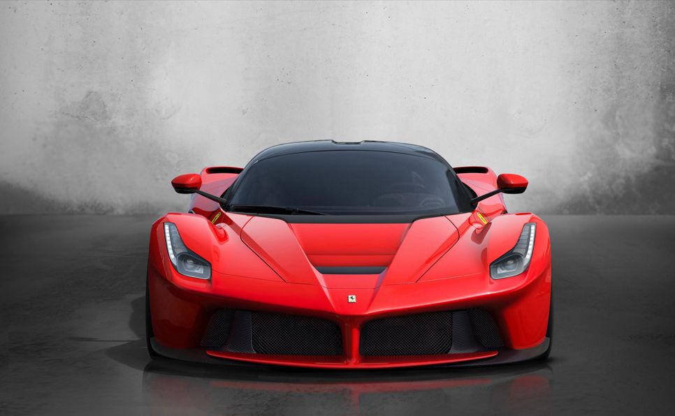 Cristiano Ronaldo se comprar un Ferrari LaFerrari
