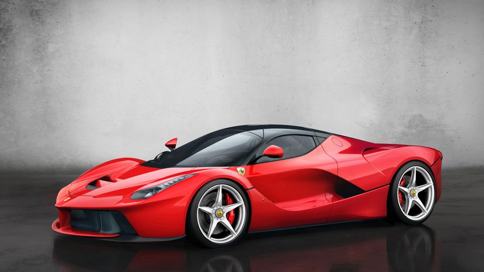 Cristiano Ronaldo se comprar un Ferrari LaFerrari