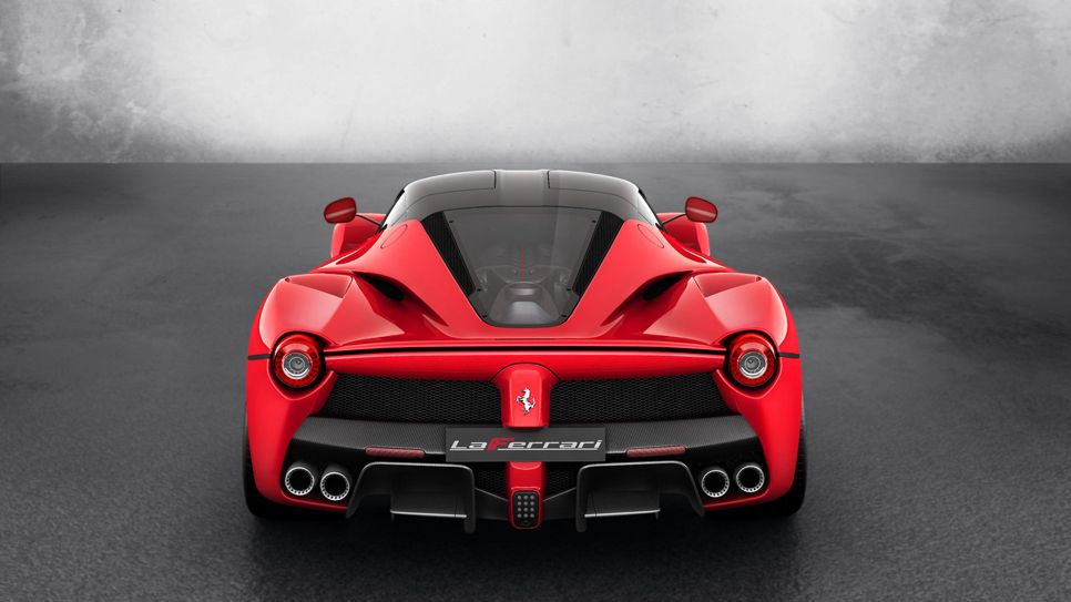 Cristiano Ronaldo se comprar un Ferrari LaFerrari