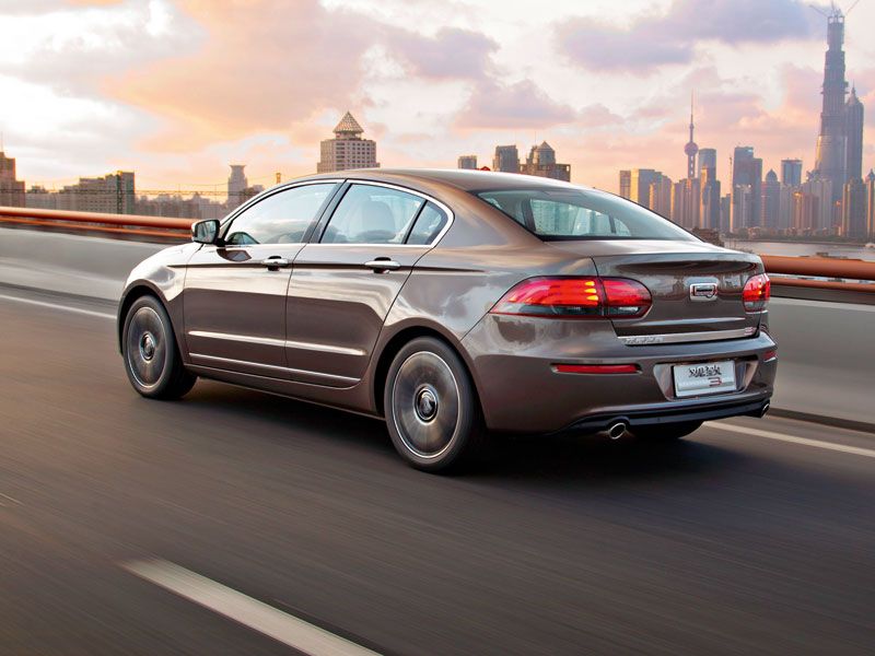 Quoros 3 Sedan, familiar y crossover