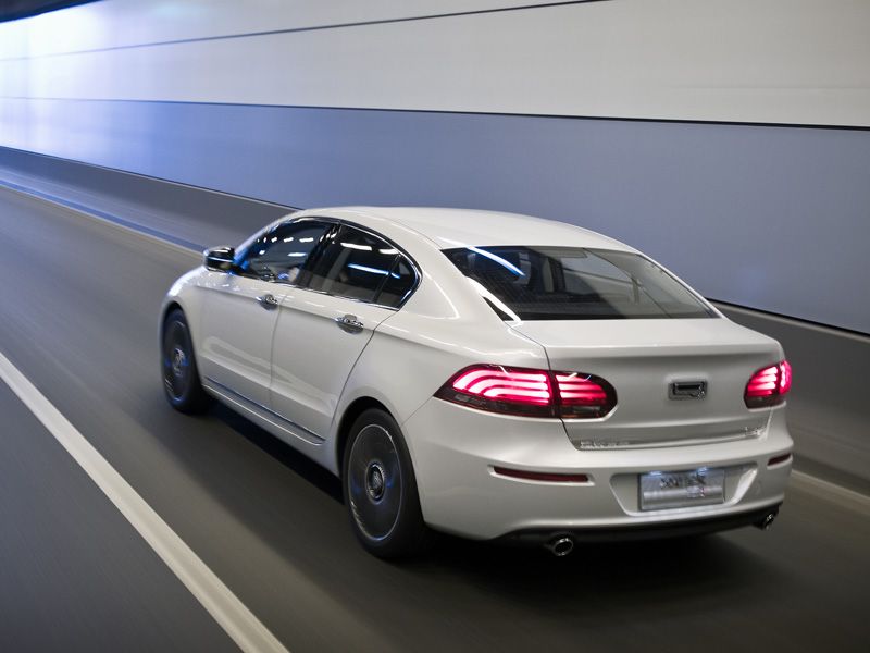 Quoros 3 Sedan, familiar y crossover