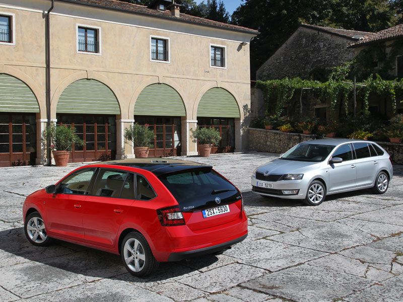 Skoda Spaceback, el contacto
