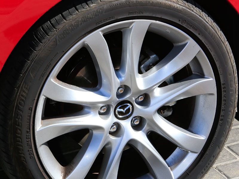 Comparativa: Kia Optima Hybrid vs Mazda 6 2.2 Skyactiv-D