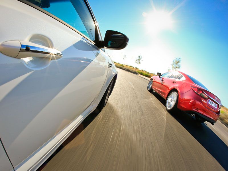 Comparativa: Kia Optima Hybrid vs Mazda 6 2.2 Skyactiv-D