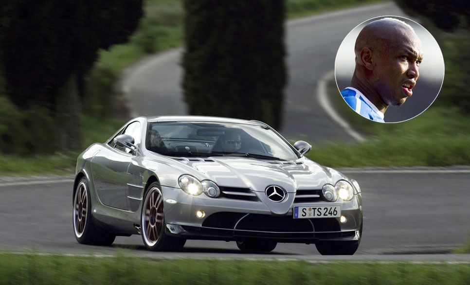 Los futbolistas con los coches más caros