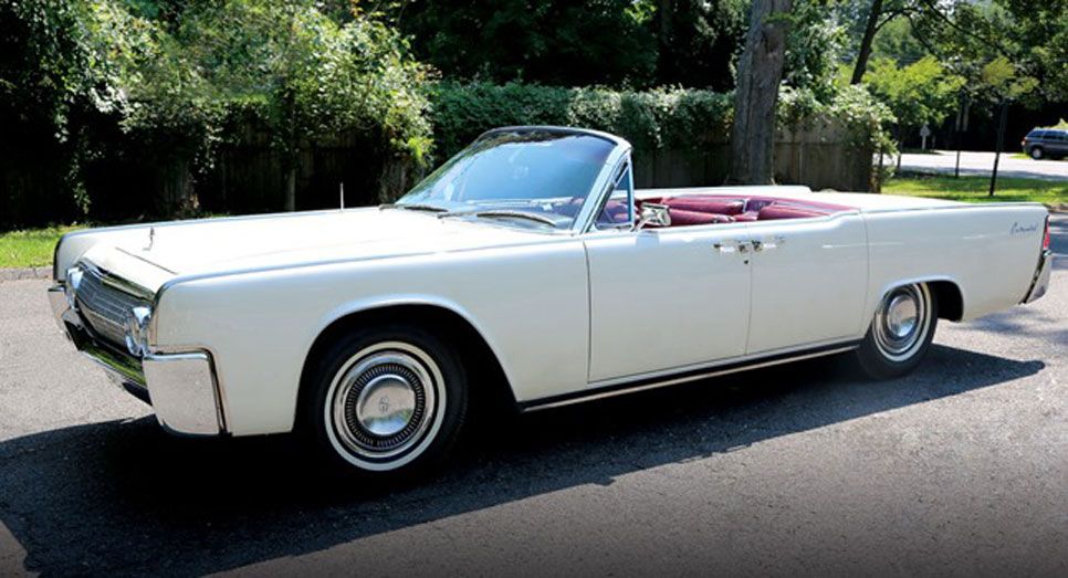 Los coches de JFK, a subasta