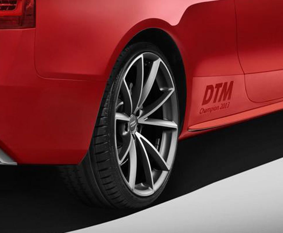 Audi A5 DTM Champion