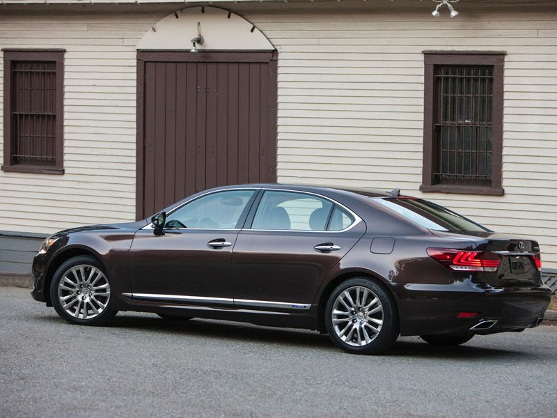 Lexus LS 600h