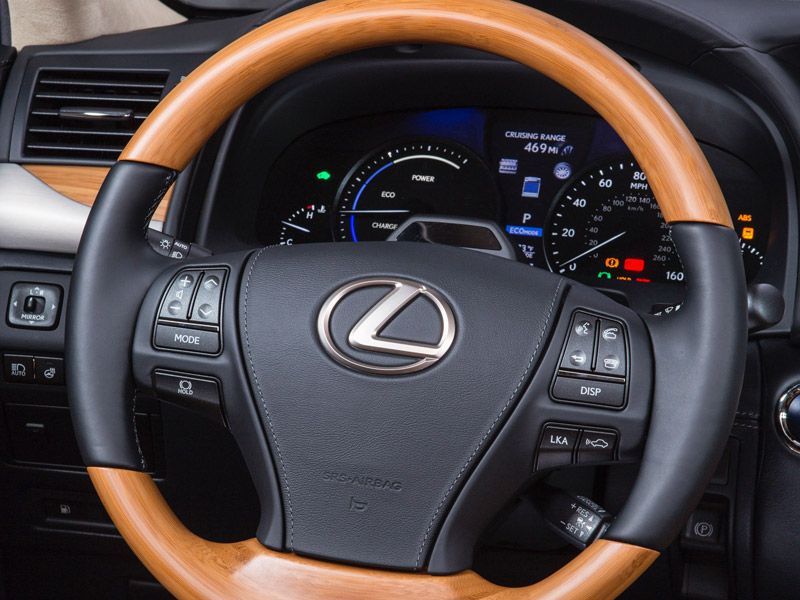 Lexus LS 600h