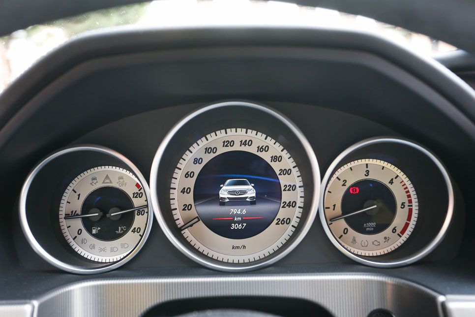 Prueba: Mercedes E 350 Bluetec, fiel a la tradición