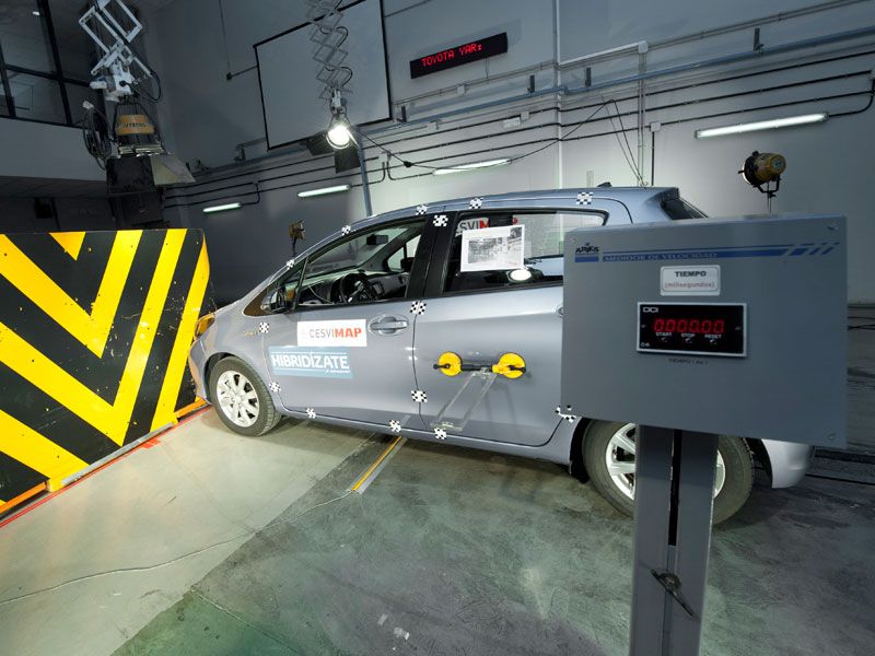 Toyota Yaris híbrido, prueba de choque
