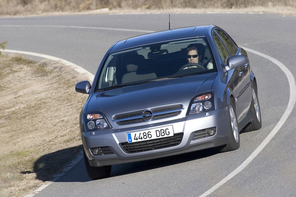 El Opel Vectra cumple 25 años
