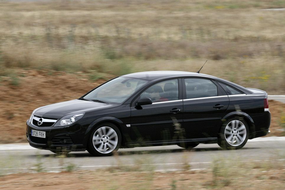 El Opel Vectra cumple 25 años