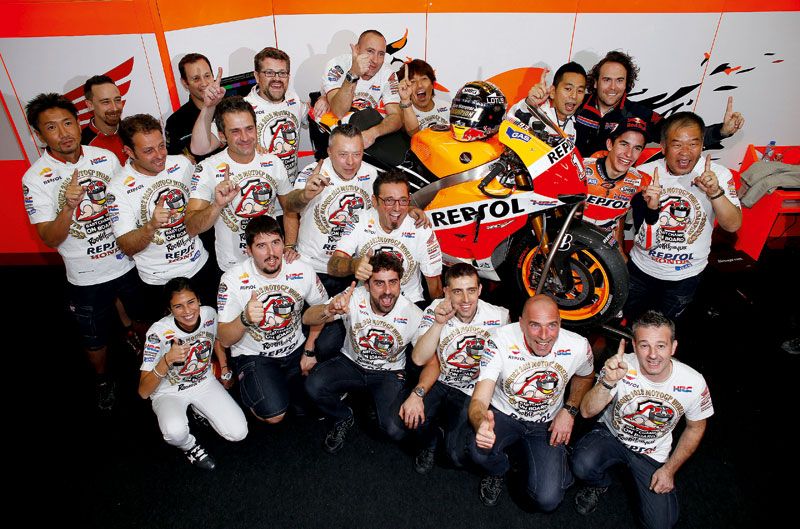 Márquez hace historia en MOTOCICLISMO