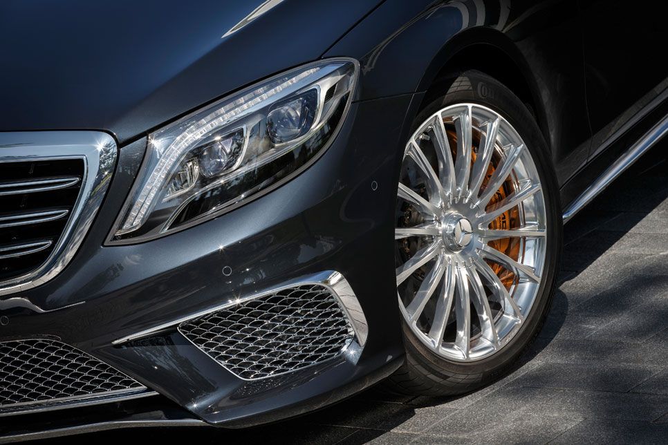 Mercedes S65 AMG