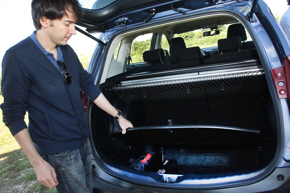 Comparativa: Ford Kuga 2.0 TDCI vs Mazda CX-5 2.2D y Toyota RAV4 120D