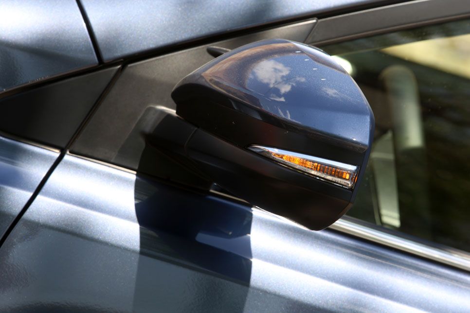 Comparativa: Ford Kuga 2.0 TDCI vs Mazda CX-5 2.2D y Toyota RAV4 120D