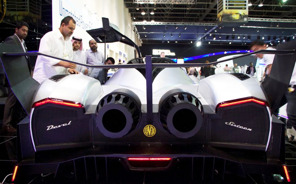 Devel Sixteen, el coche de los 5.000 CV
