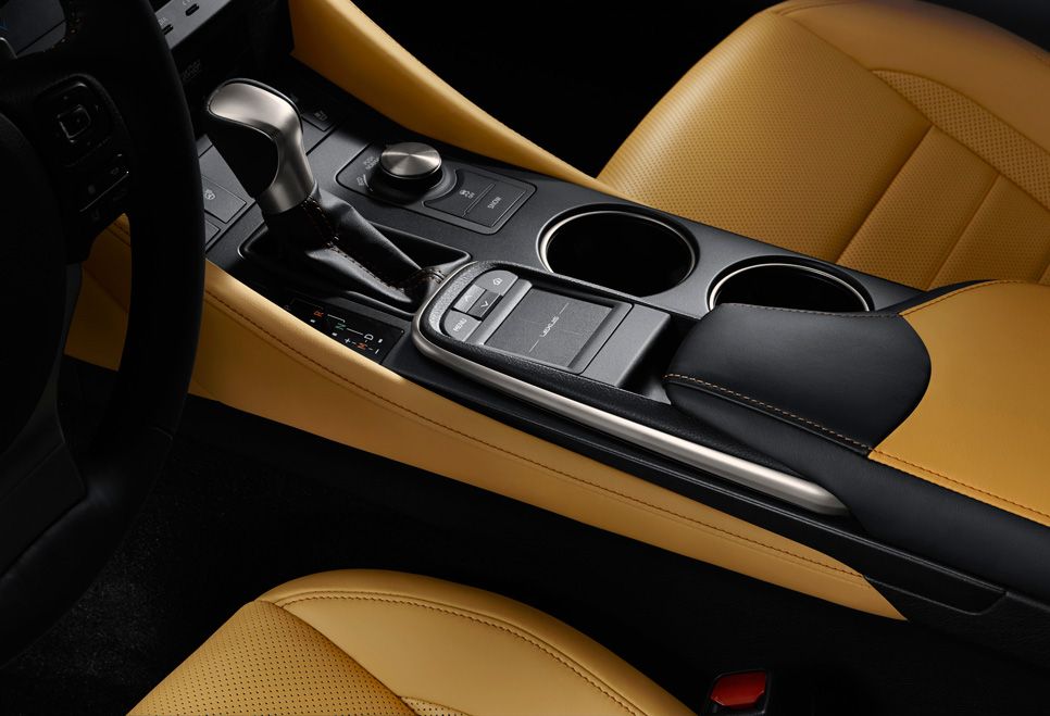 Lexus RC Coupé