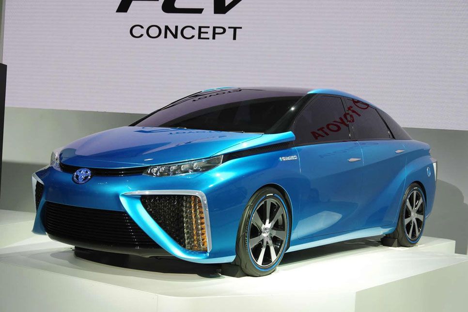 Toyota FCV, hidrógeno y electricidad
