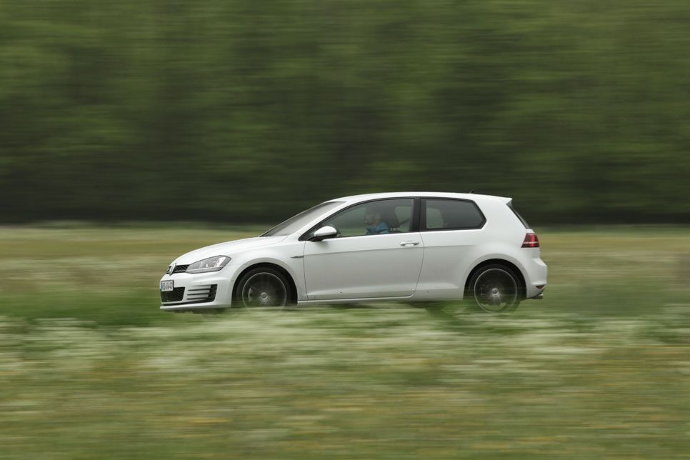 Comparativa: VW Golf GTi vs GTD